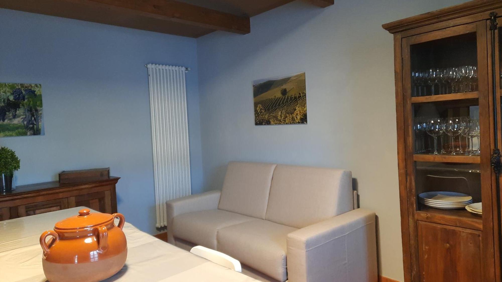 Ca Trifolera Barbaresco - Romantico Cascinale Con Antica Cantina Nel Cuore Delle Langhe - Degustazione Vini Nella Nostra Cantina Exterior foto