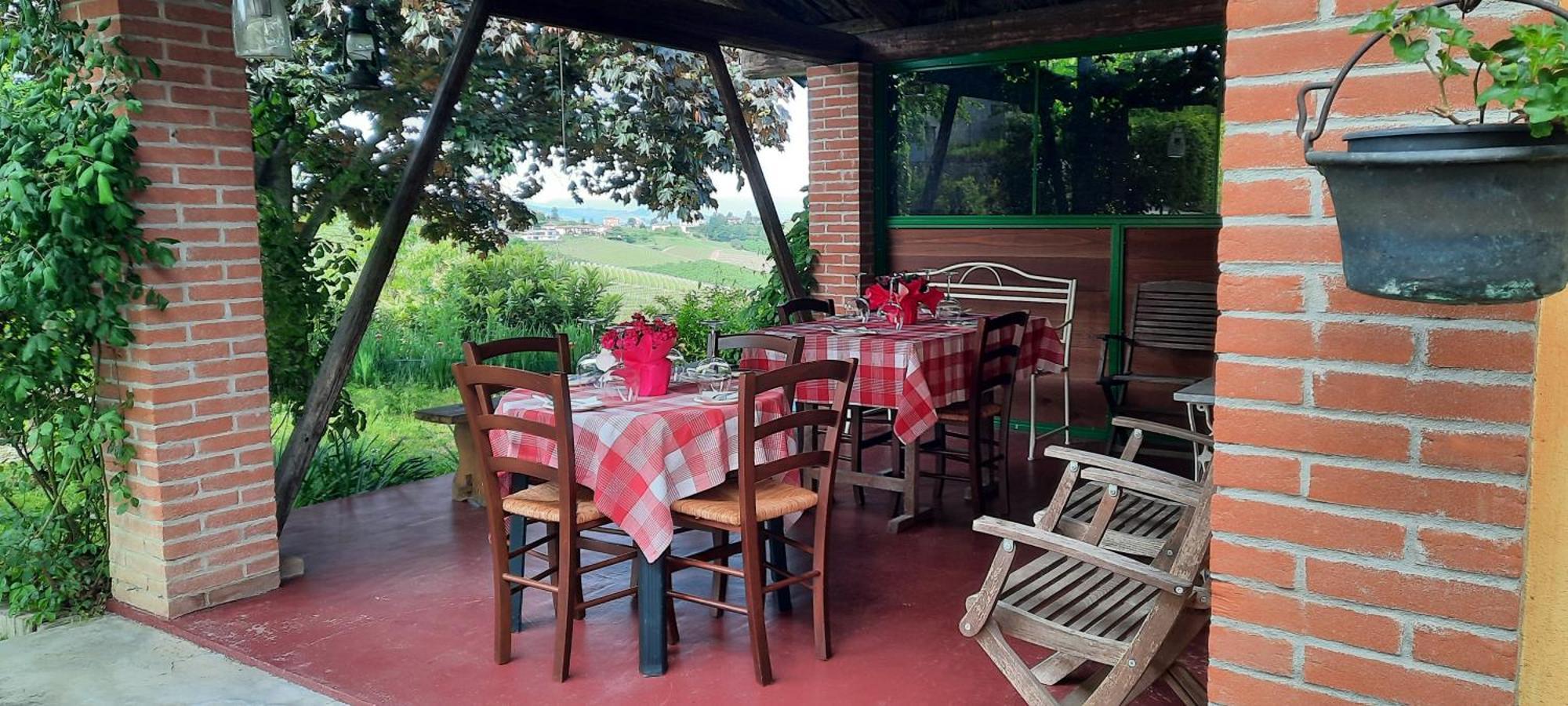 Ca Trifolera Barbaresco - Romantico Cascinale Con Antica Cantina Nel Cuore Delle Langhe - Degustazione Vini Nella Nostra Cantina Exterior foto